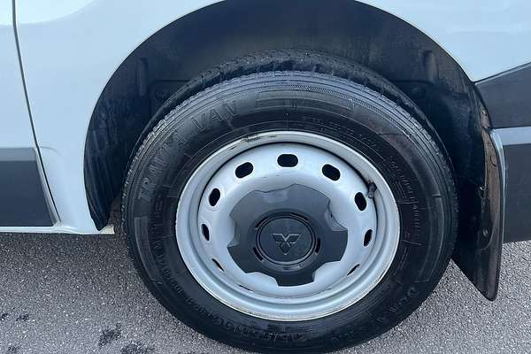 2020 Mitsubishi Express GLX SN SWB