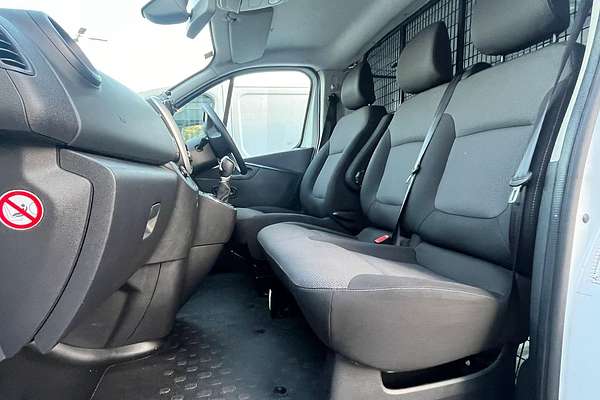 2021 Mitsubishi Express GLX SN SWB