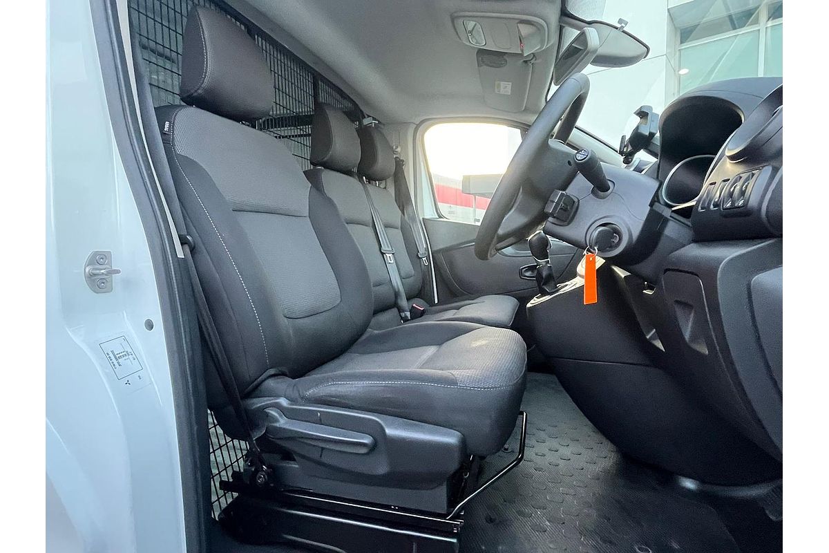 2021 Mitsubishi Express GLX SN SWB
