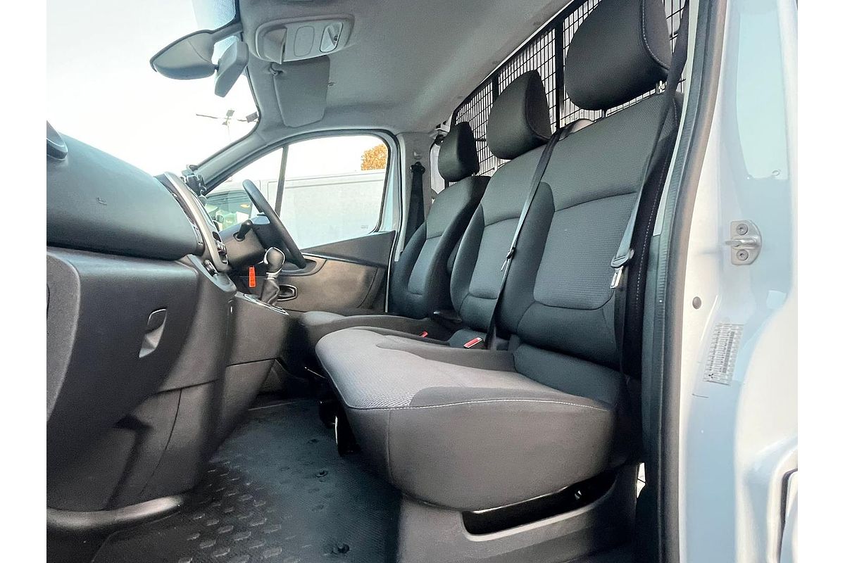 2021 Mitsubishi Express GLX SN SWB
