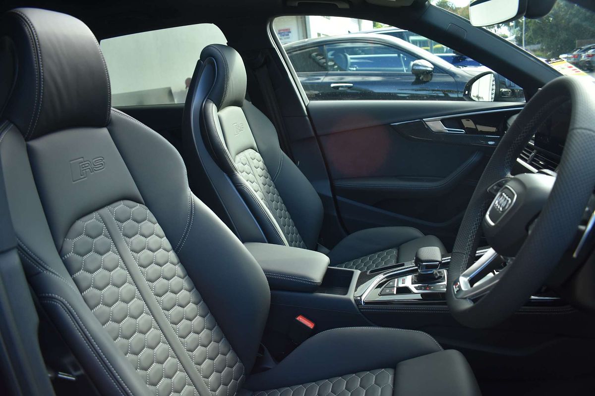2023 Audi RS4 B9
