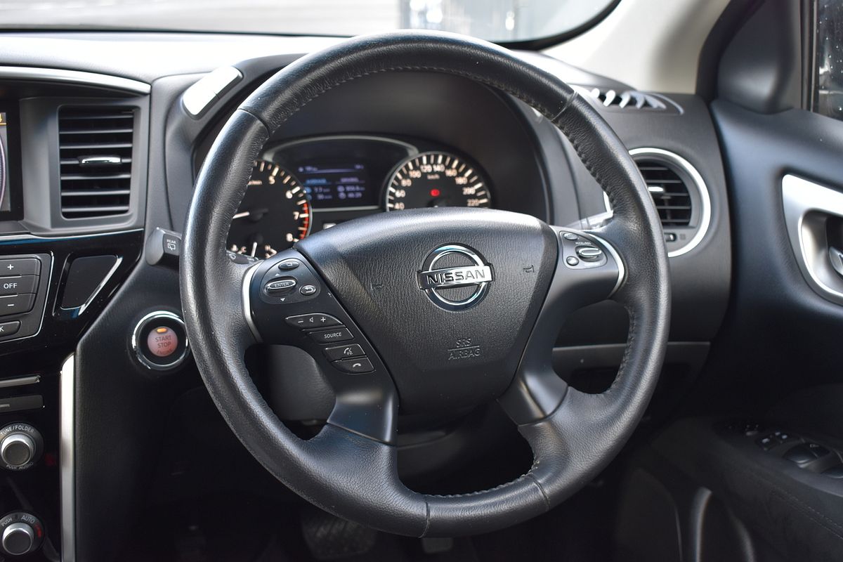 2015 Nissan Pathfinder ST