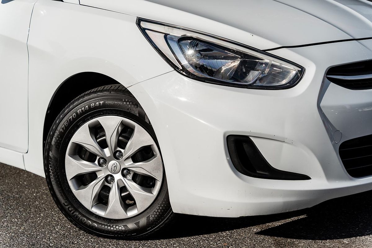 2016 Hyundai Accent Active RB3