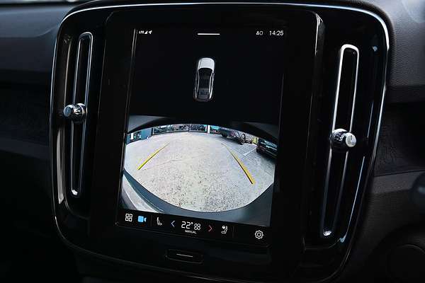 2022 Volvo C40 Recharge