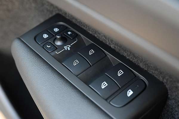 2022 Volvo C40 Recharge