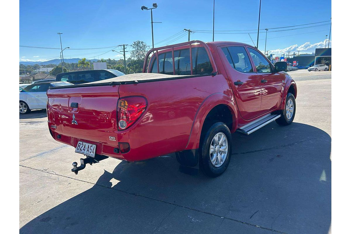 2015 Mitsubishi Triton GLX MN 4X4