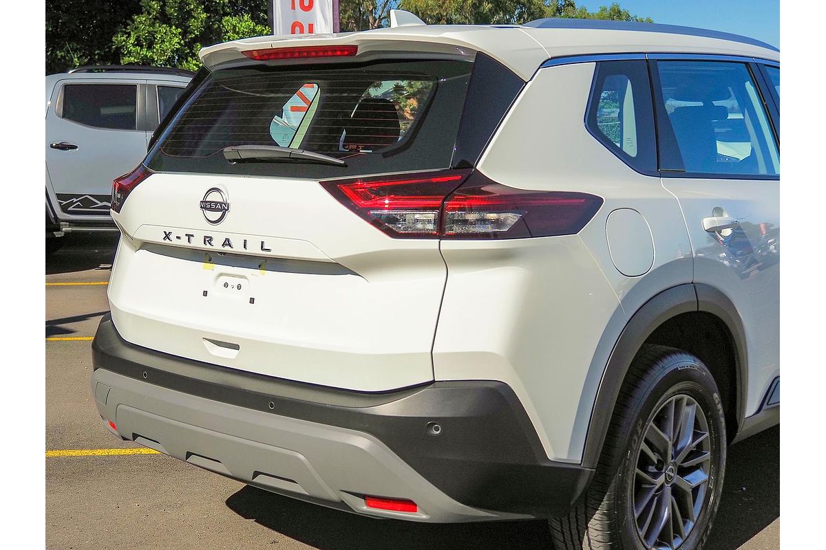 2023 Nissan X-TRAIL ST T33