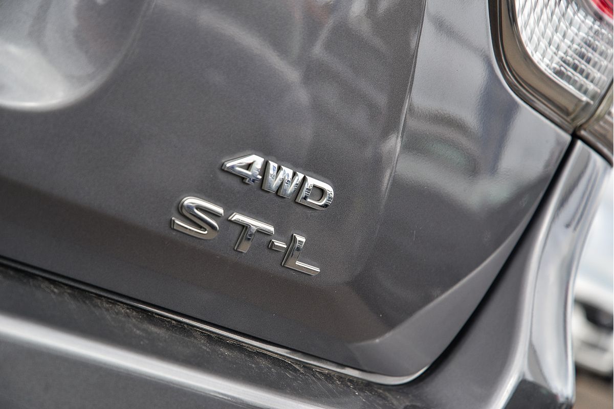 2016 Nissan Pathfinder ST-L R52 Series II