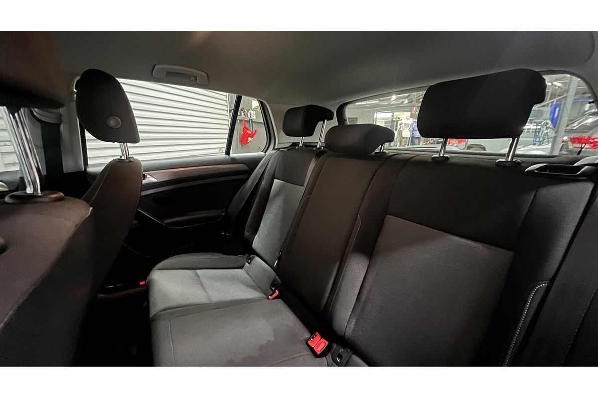 2013 Volkswagen Golf 90TSI 7