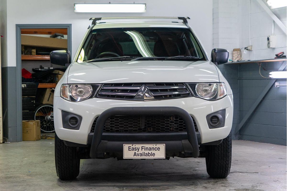 2010 Mitsubishi Triton GLX MN Rear Wheel Drive