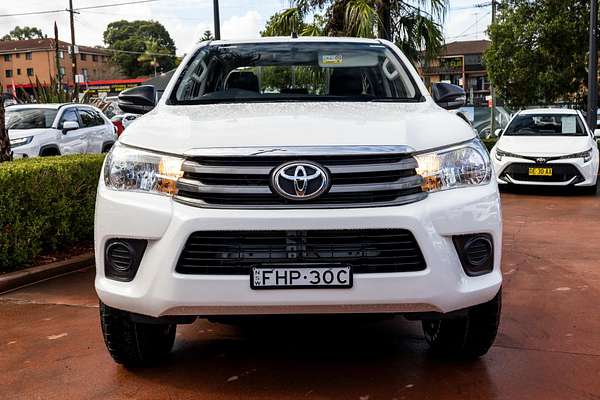 2018 Toyota Hilux SR GUN126R 4X4