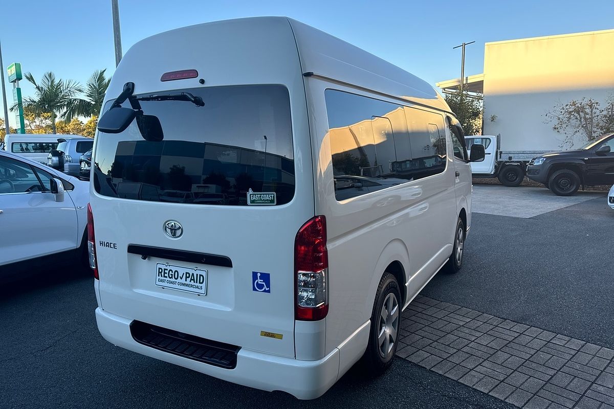 2017 Toyota HiAce Commuter TRH200R