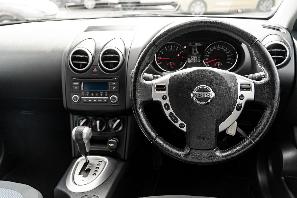 2012 Nissan Dualis +2 ST J10 Series II