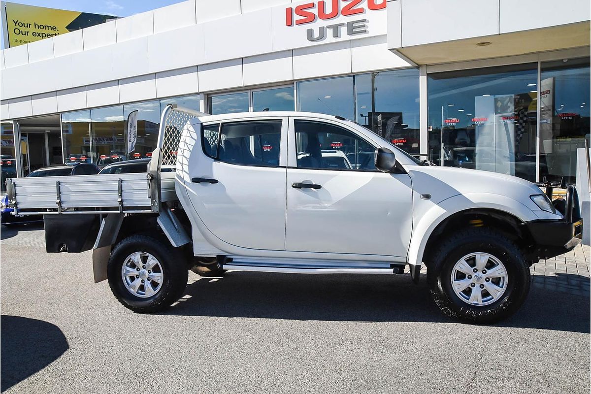 2013 Mitsubishi Triton GLX MN 4X4