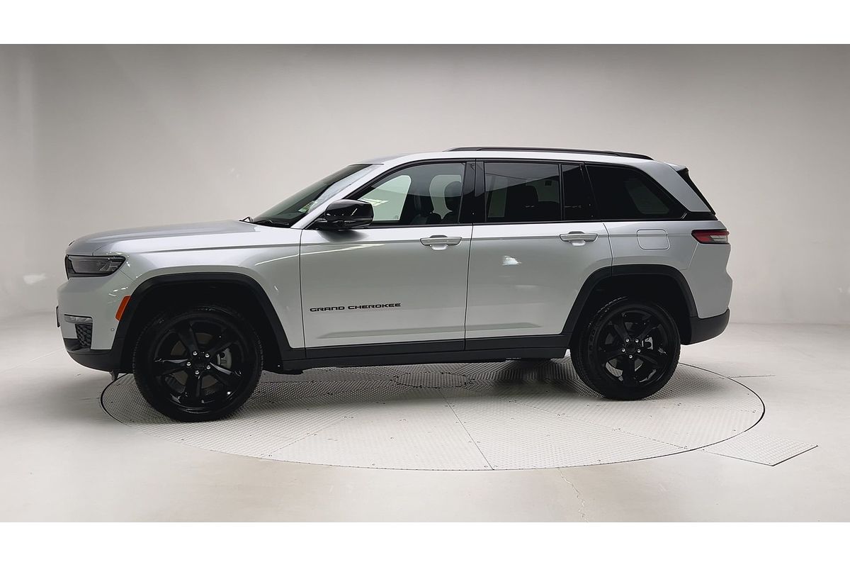 2023 Jeep Grand Cherokee Night Eagle WL