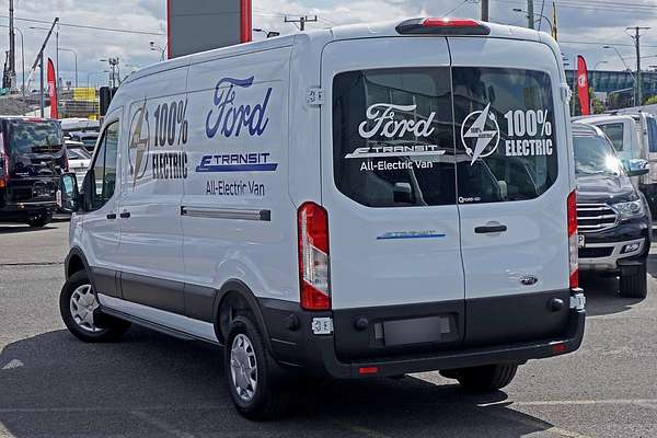 2022 Ford E-Transit 420L VO