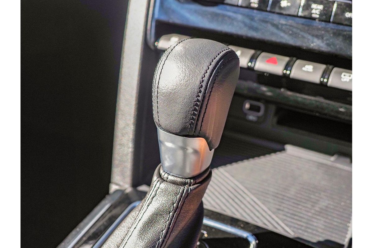 2023 Mahindra XUV700 AX7L