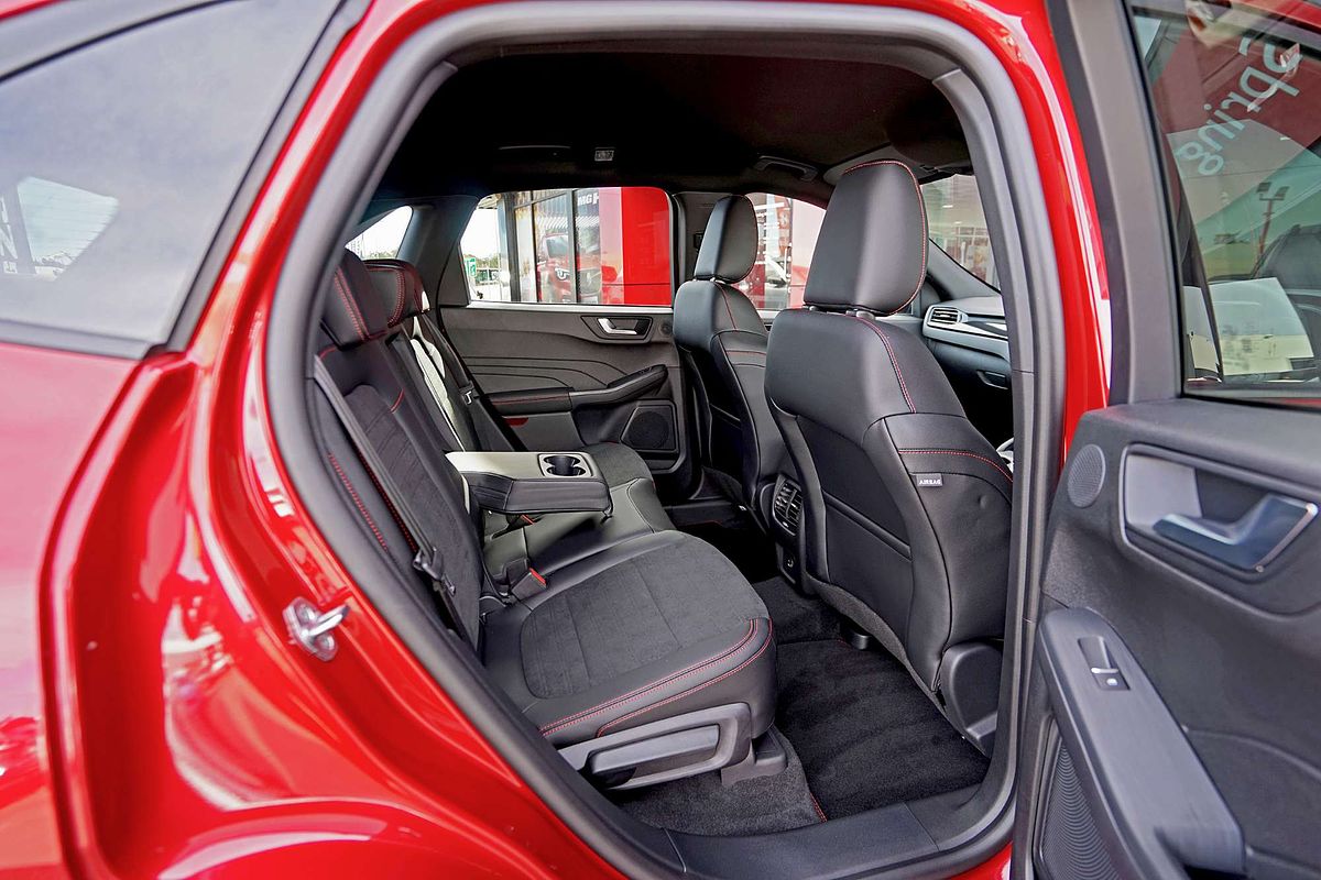 2022 Ford Escape ST-Line PHEV ZH