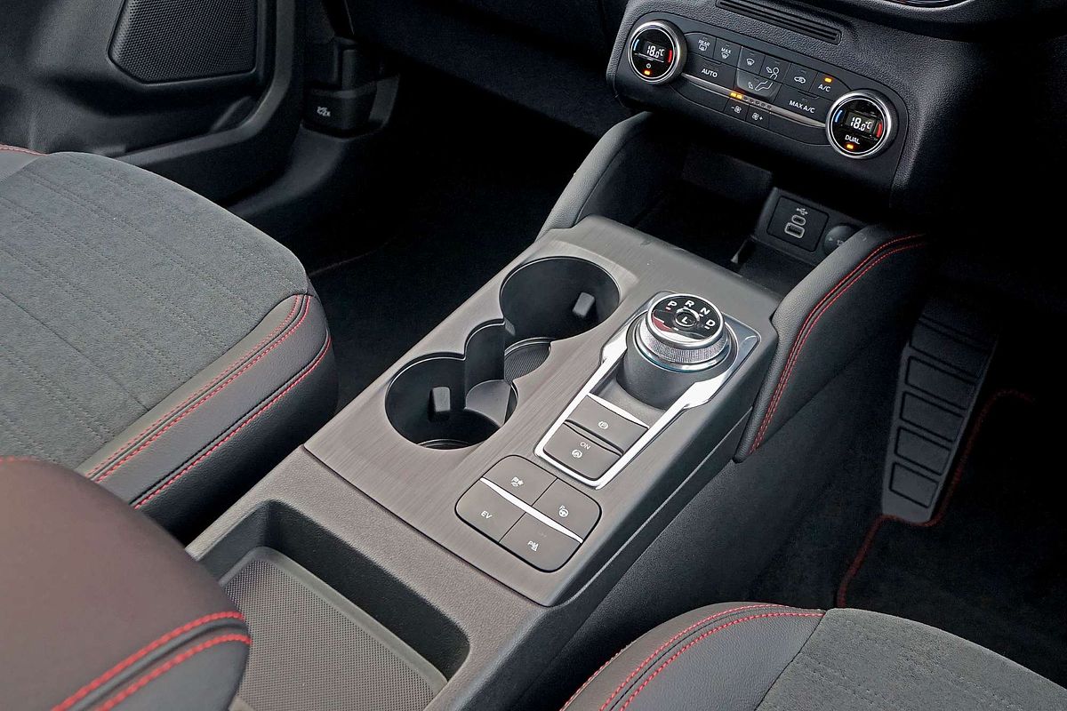 2022 Ford Escape ST-Line PHEV ZH