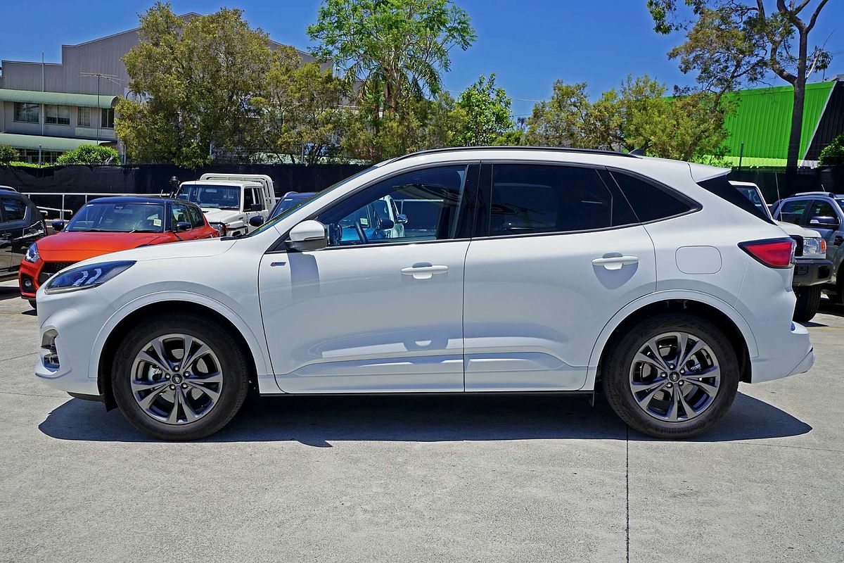 2022 Ford Escape ST-Line ZH