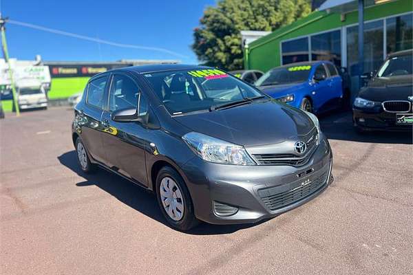2013 Toyota YARIS YR NCP130R
