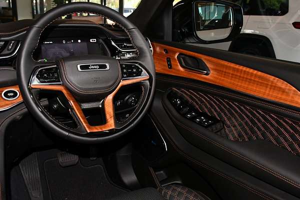 2023 Jeep Grand Cherokee Summit Reserve WL