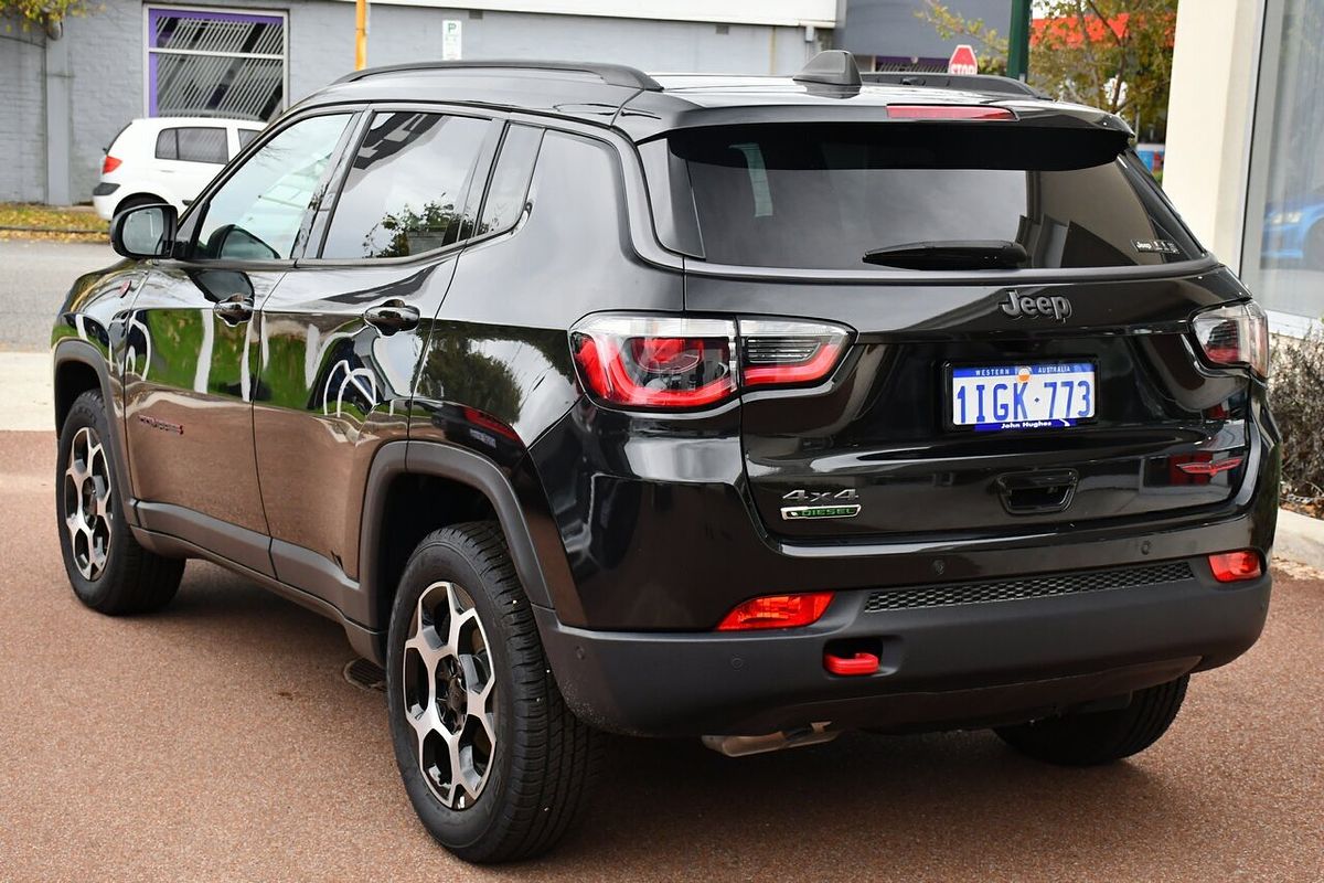 2023 Jeep Compass Trailhawk M6