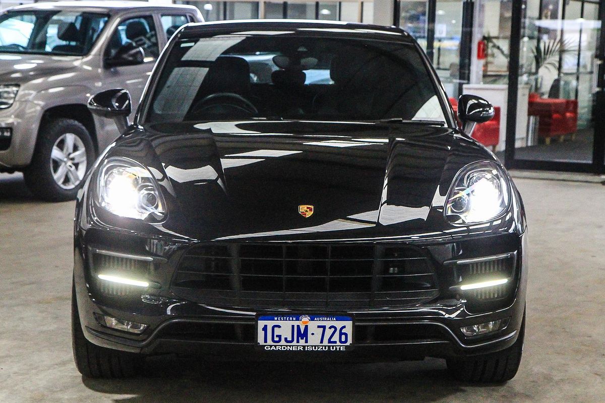 2018 Porsche Macan Turbo 95B