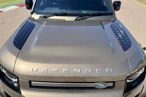 2023 Land Rover Defender 110 D300 X-Dynamic HSE L663