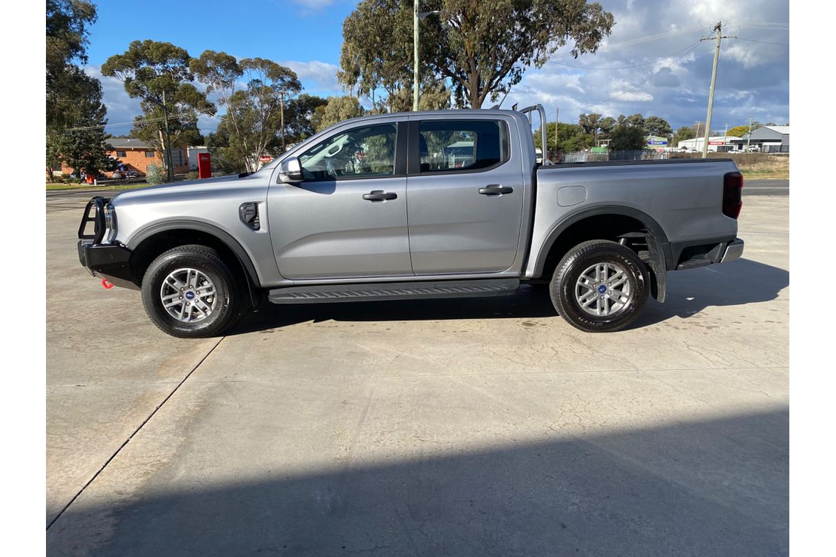 2022 Ford Ranger XLS  4X4 2.0L