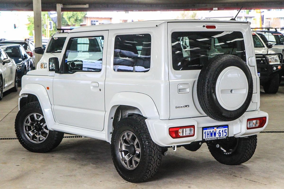 2023 Suzuki Jimny GLX GJ