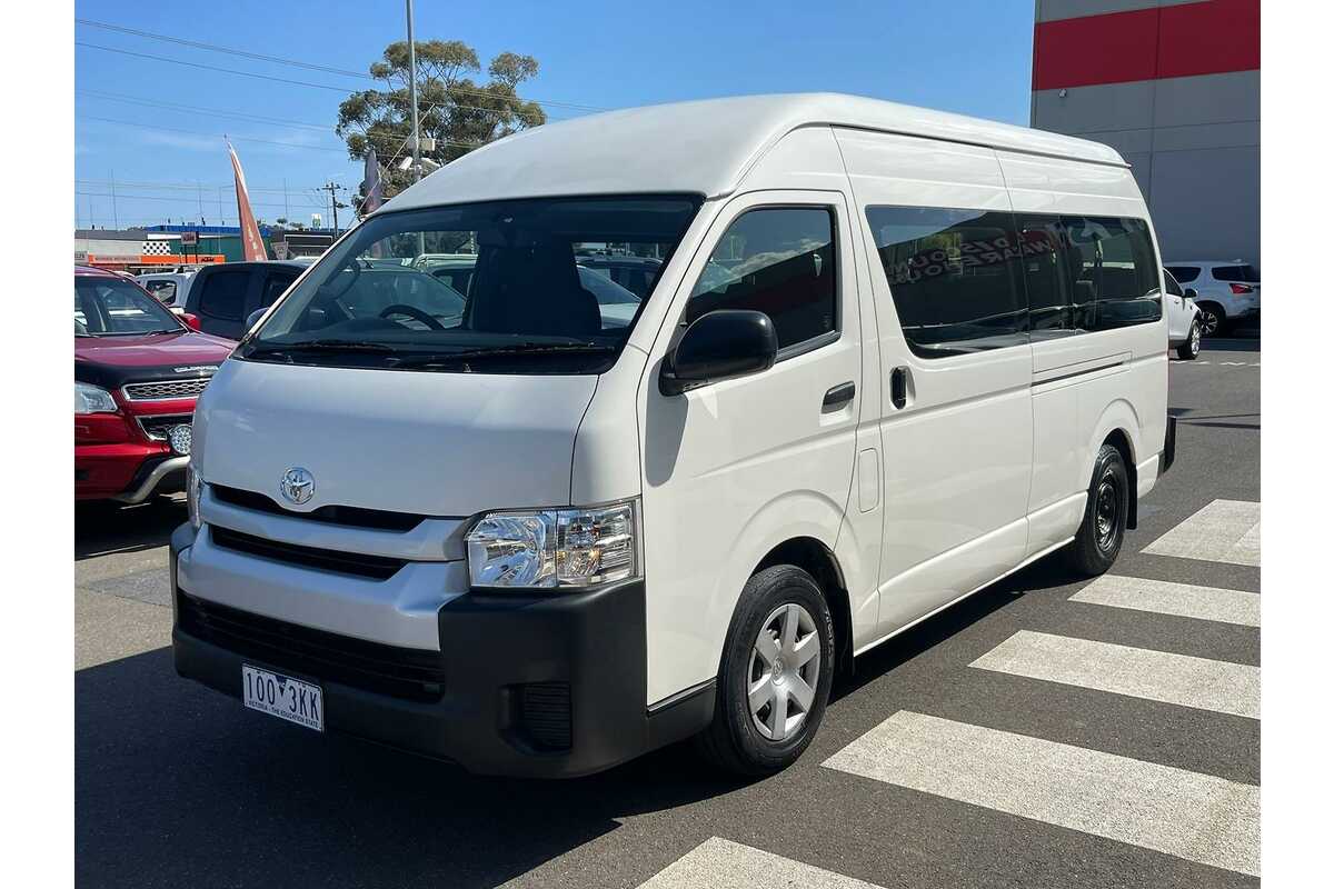 Toyota hiace 2019 images shop