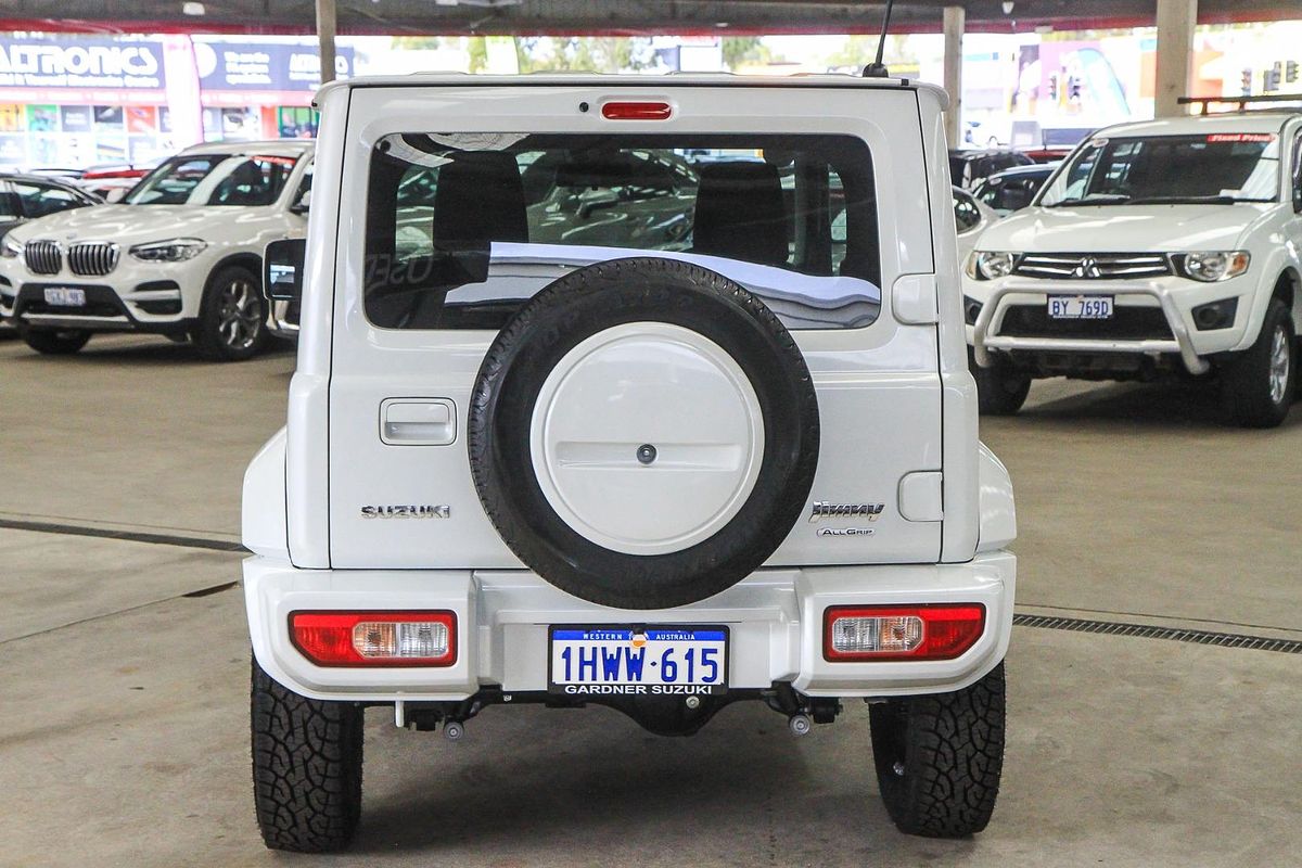2023 Suzuki Jimny GLX GJ