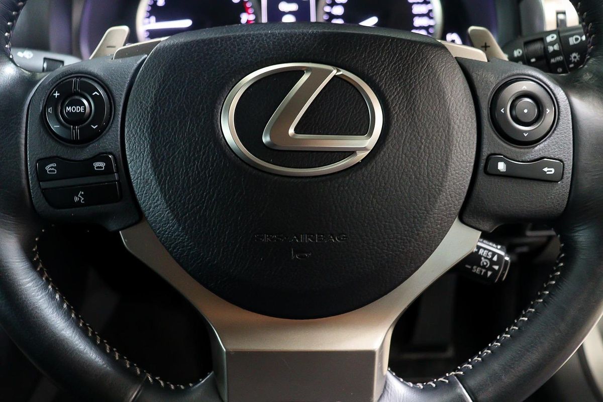 2013 Lexus IS IS250 Luxury GSE30R