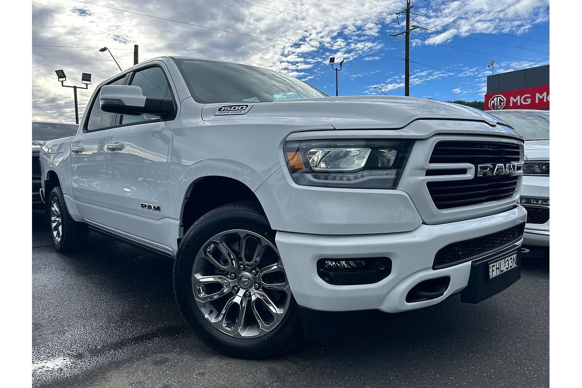 2024 RAM 1500 Laramie Sport RamBox DT 4X4