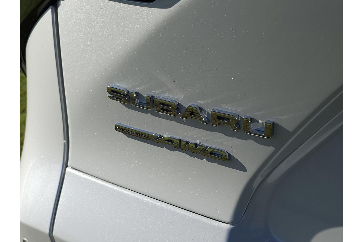 2024 Subaru Solterra AWD Touring E1-1