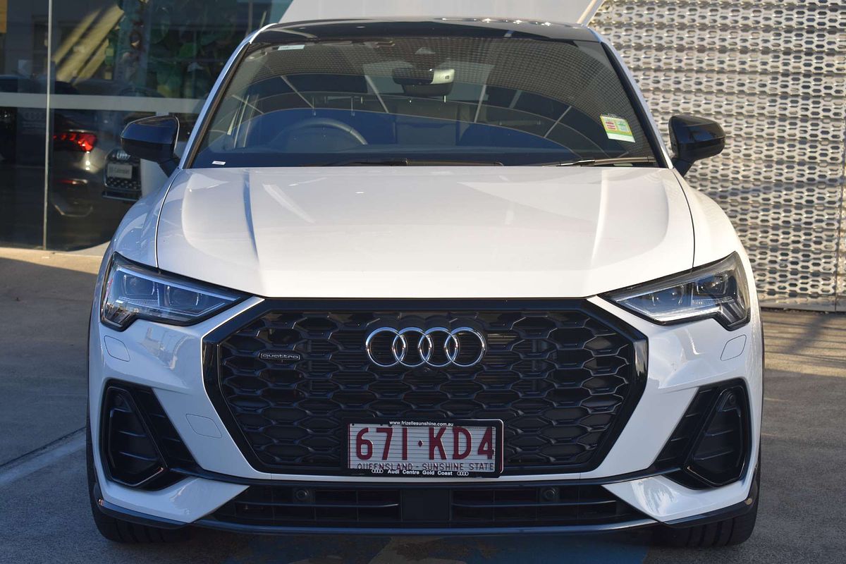 2024 Audi Q3 40 TFSI S Line F3