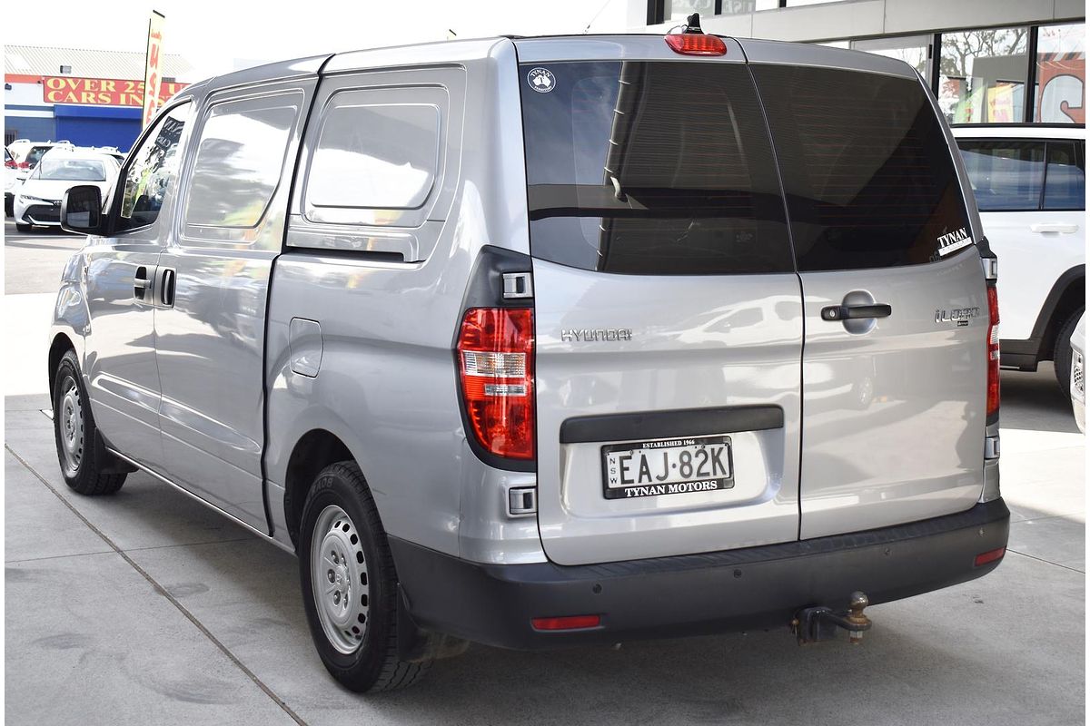 SOLD 2018 Hyundai iLoad Used Van Albion Park Rail NSW