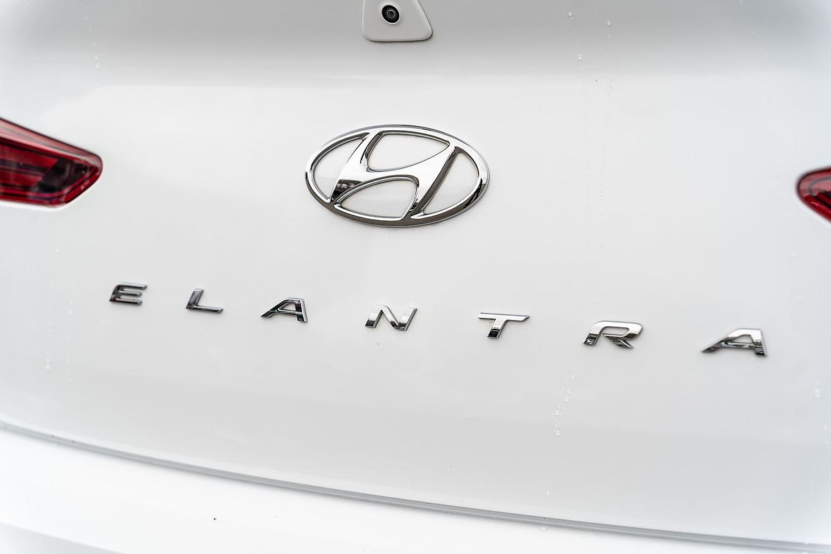 2019 Hyundai Elantra Active AD.2