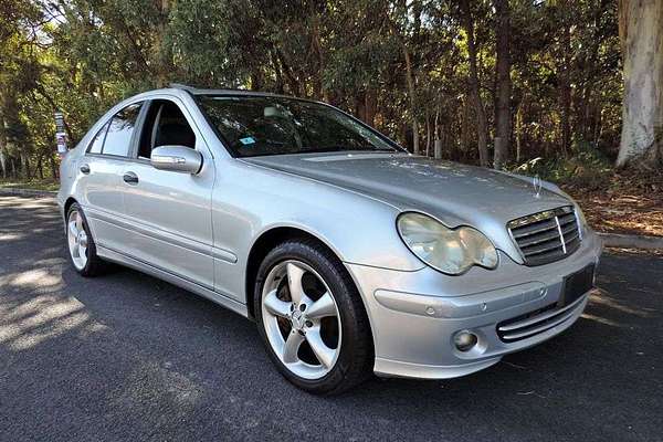 2006 Mercedes Benz C180