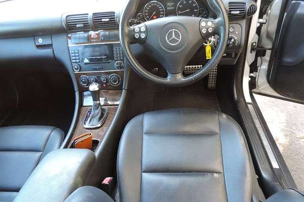 2006 Mercedes-Benz C180