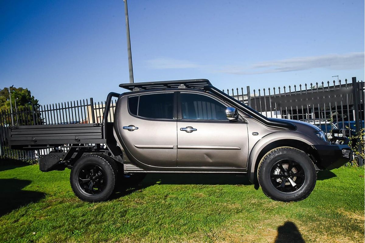 2015 Mitsubishi Triton GLX-R MN 4X4