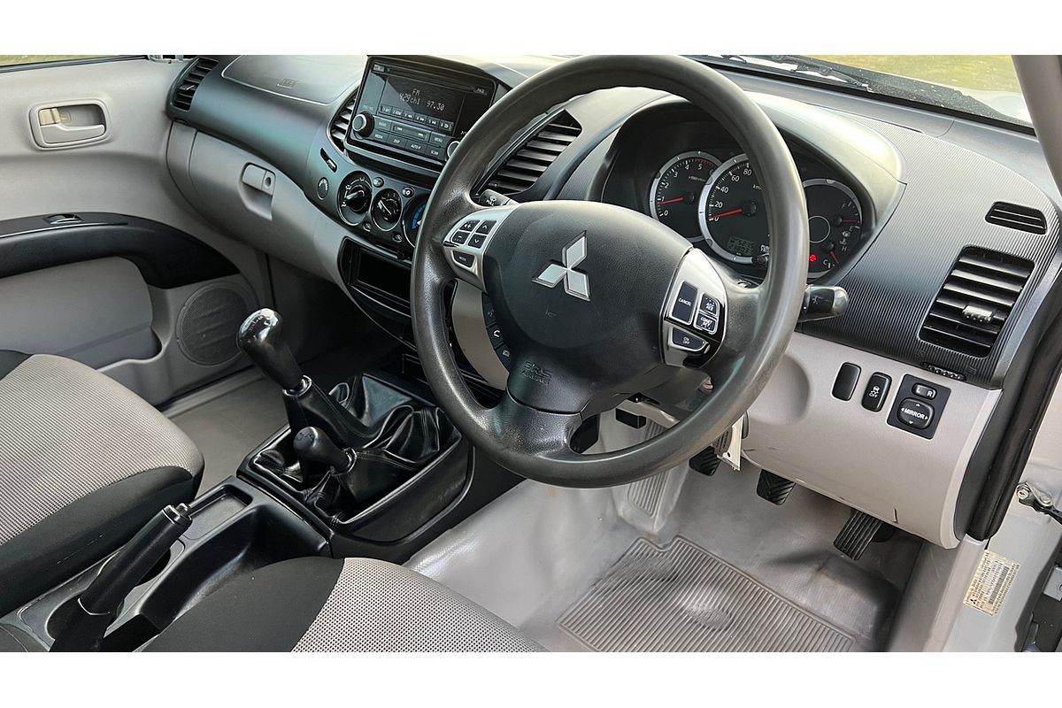 2015 Mitsubishi Triton GLX MN MY15 Rear Wheel Drive