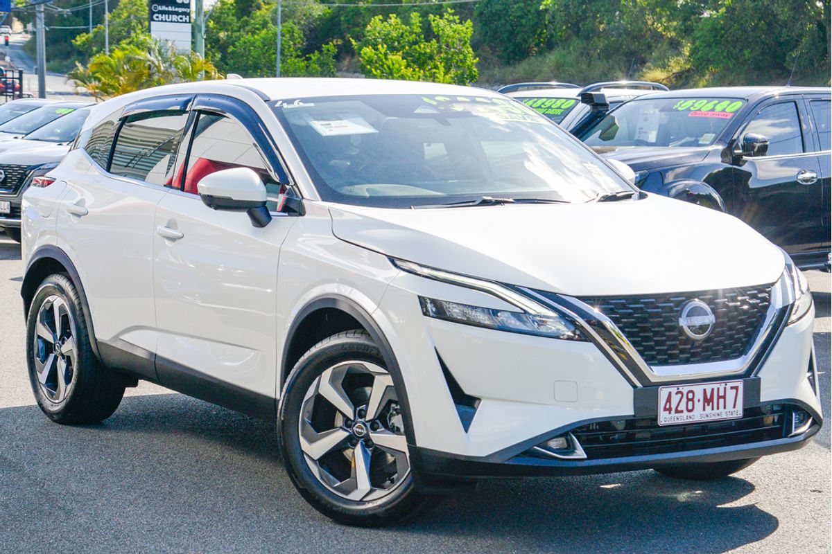 2024 Nissan QASHQAI ST+ J12