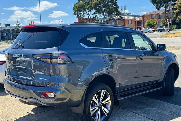 2023 Isuzu MU-X LS-T