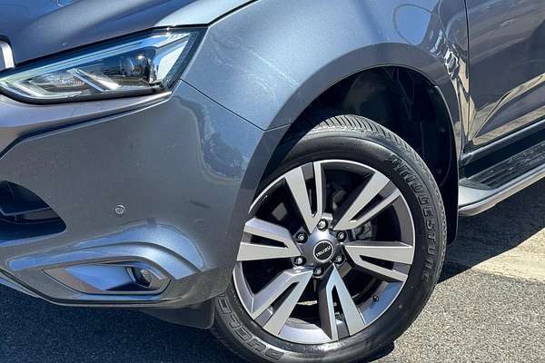 2023 Isuzu MU-X LS-T