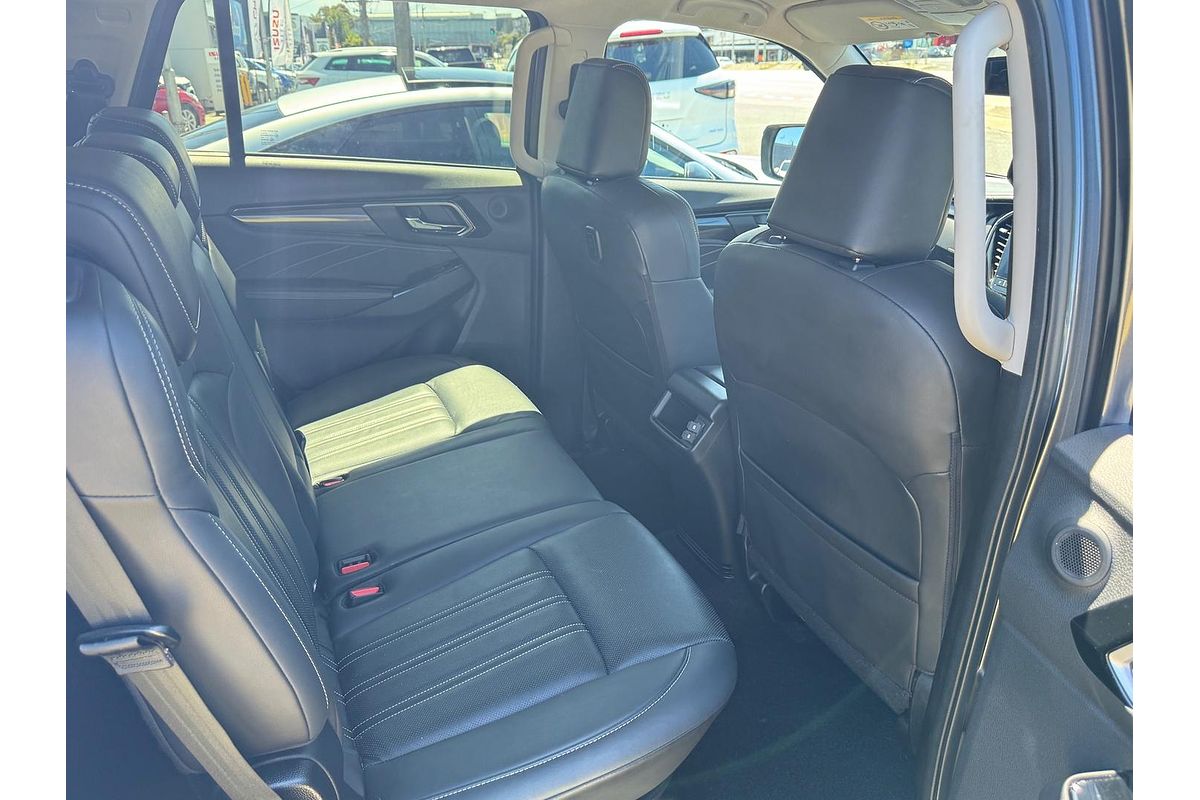 2023 Isuzu MU-X LS-T