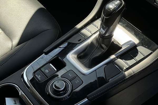 2023 Isuzu MU-X LS-T