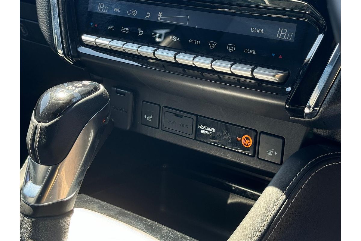 2023 Isuzu MU-X LS-T