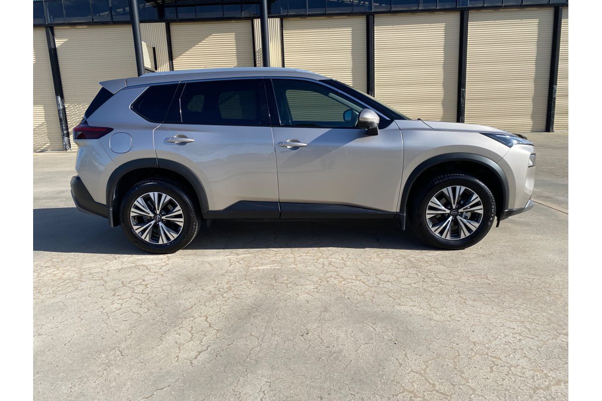 2022 Nissan X-TRAIL ST-L T33